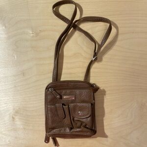 Strada Brown Leather Crossbody Bag (JA)